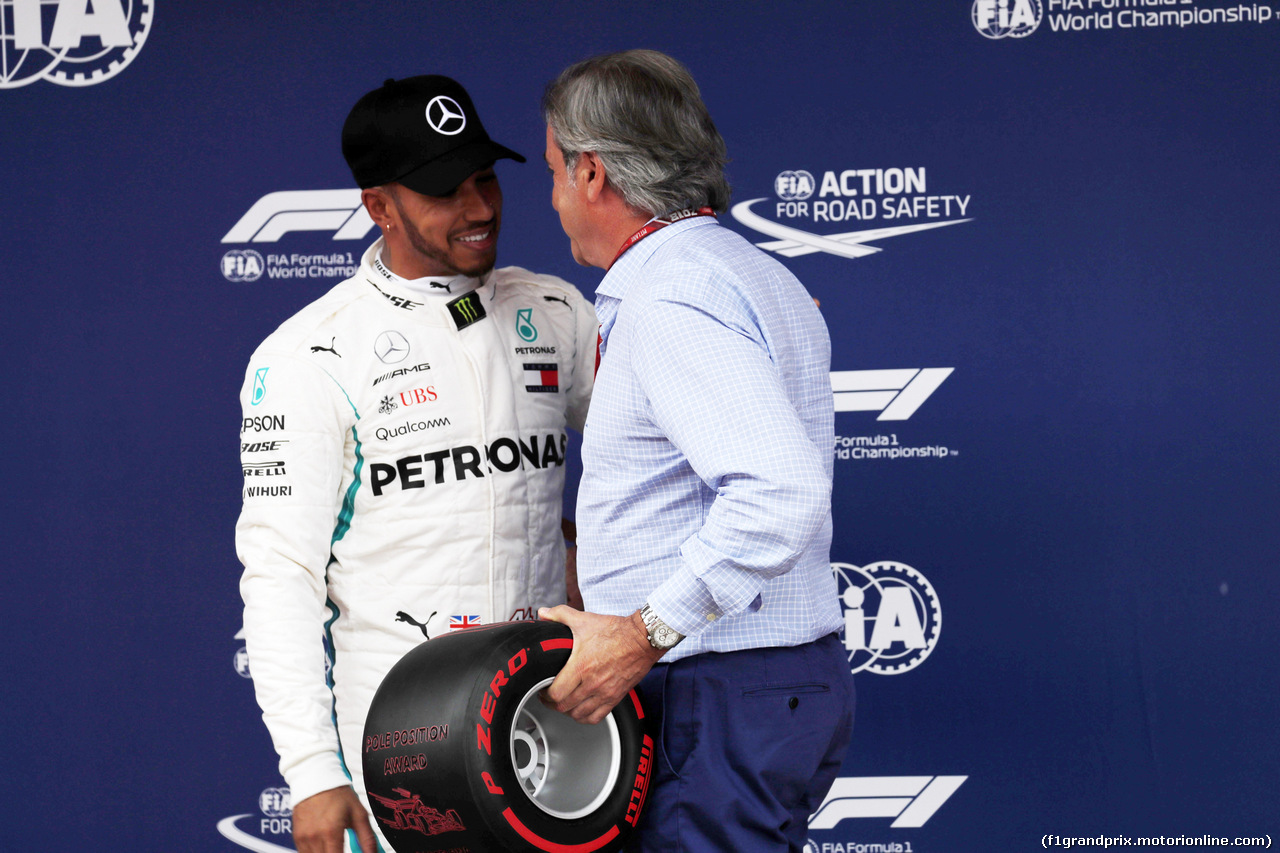 GP SPAGNA, 12.05.2018 - Qualifiche, Lewis Hamilton (GBR) Mercedes AMG F1 W09 pole position e Carlos Sainz (ESP) WRC Champion former