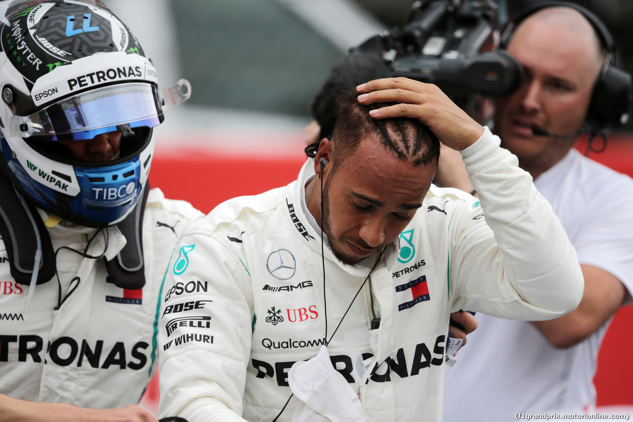 GP SPAGNA, 12.05.2018 - Qualifiche, 2nd place Valtteri Bottas (FIN) Mercedes AMG F1 W09 e Lewis Hamilton (GBR) Mercedes AMG F1 W09 pole position