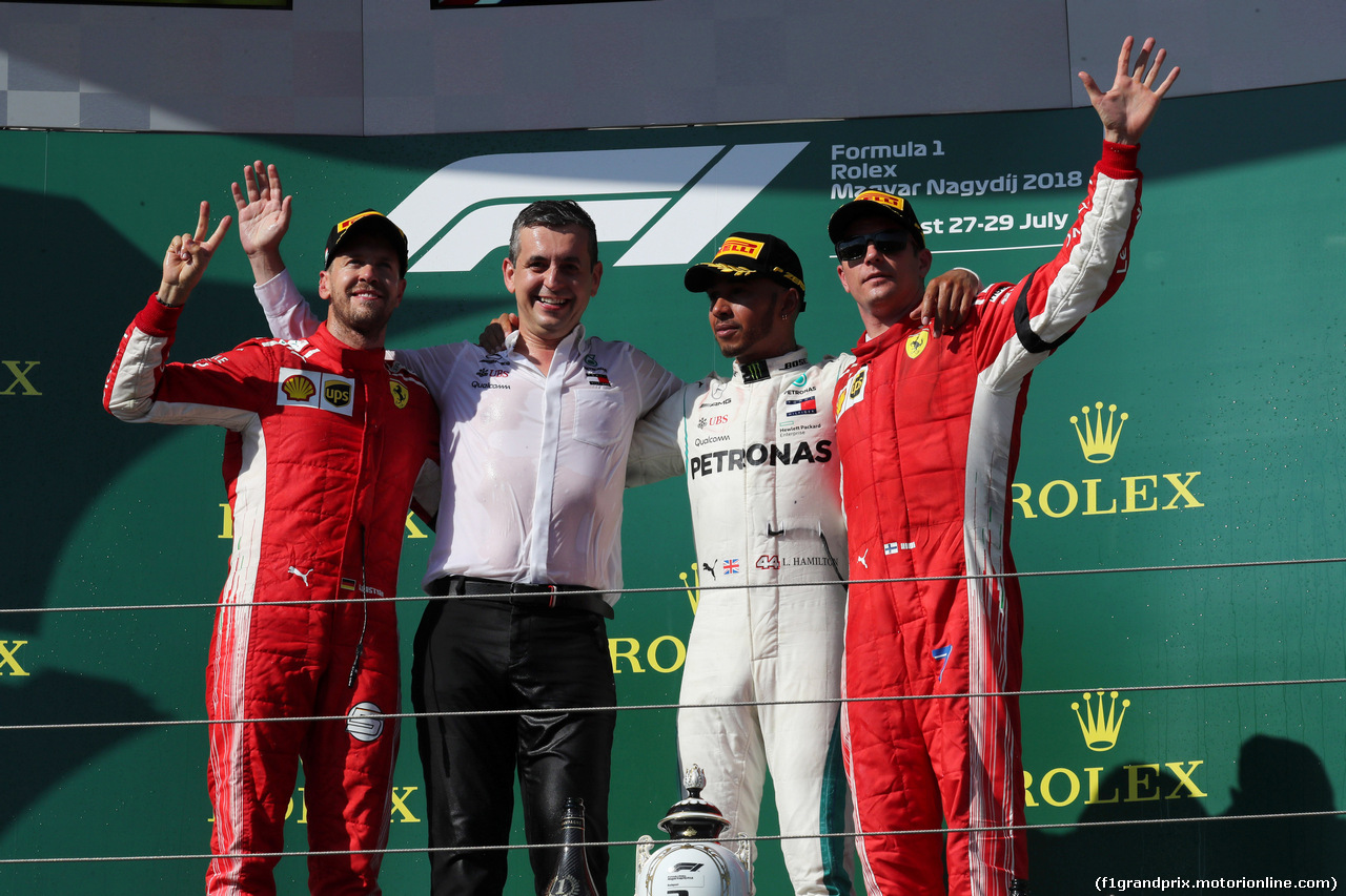 GP UNGHERIA, 29.07.2018 - Gara, 2nd place Sebastian Vettel (GER) Ferrari SF71H, Lewis Hamilton (GBR) Mercedes AMG F1 W09 vincitore e 3rd place Kimi Raikkonen (FIN) Ferrari SF71H