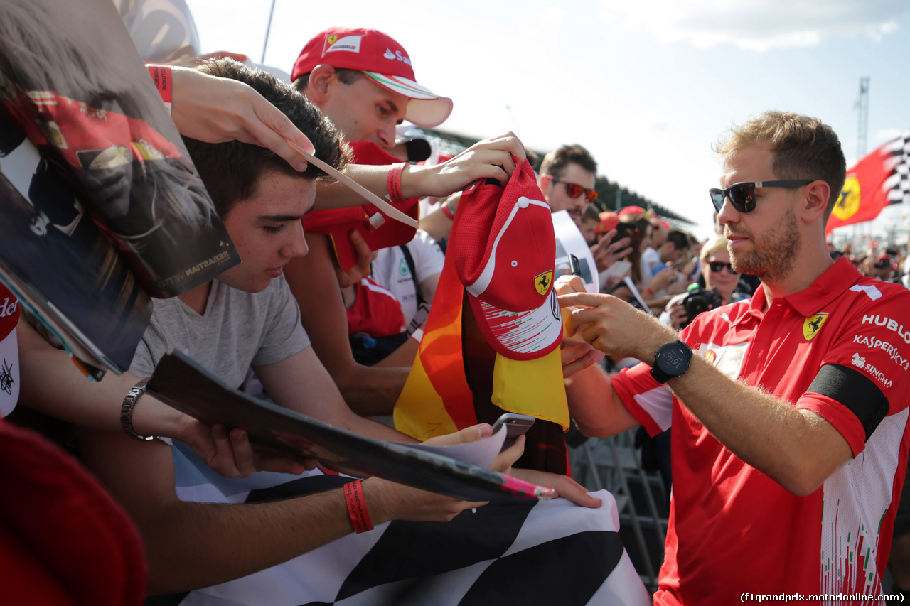 GP UNGHERIA, 26.07.2018 - Autograph session, Sebastian Vettel (GER) Ferrari SF71H