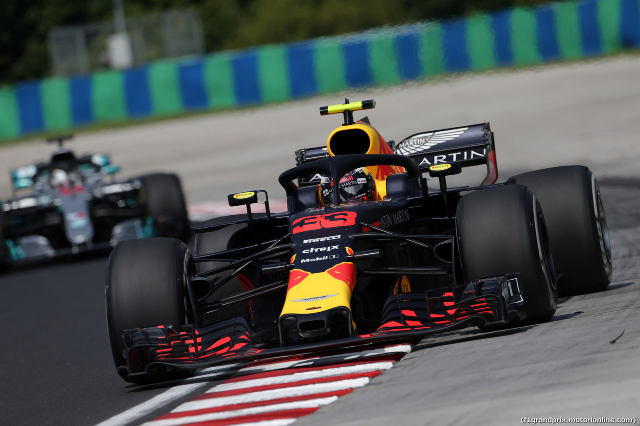 GP UNGHERIA, 27.07.2018 - Prove Libere 1, Max Verstappen (NED) Red Bull Racing RB14 e Lewis Hamilton (GBR) Mercedes AMG F1 W09