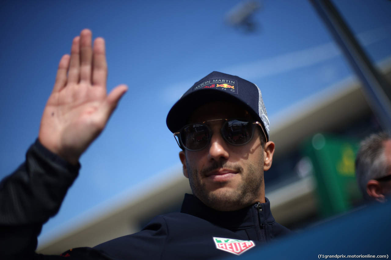 GP USA, 21.10.2018- driver parade, Daniel Ricciardo (AUS) Red Bull Racing RB14