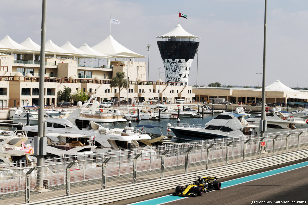 TEST F1 ABU DHABI 27 NOVEMBRE