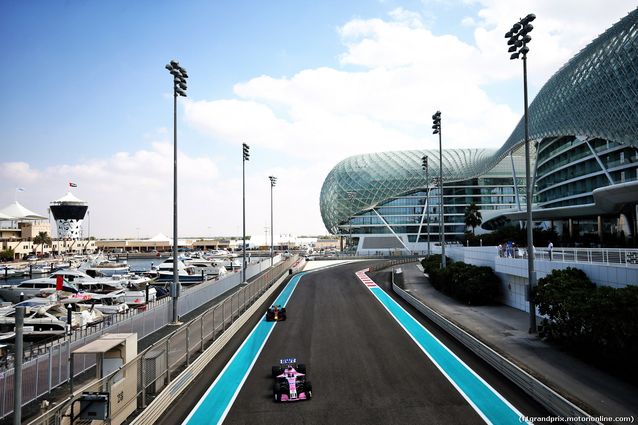 TEST F1 ABU DHABI 27 NOVEMBRE