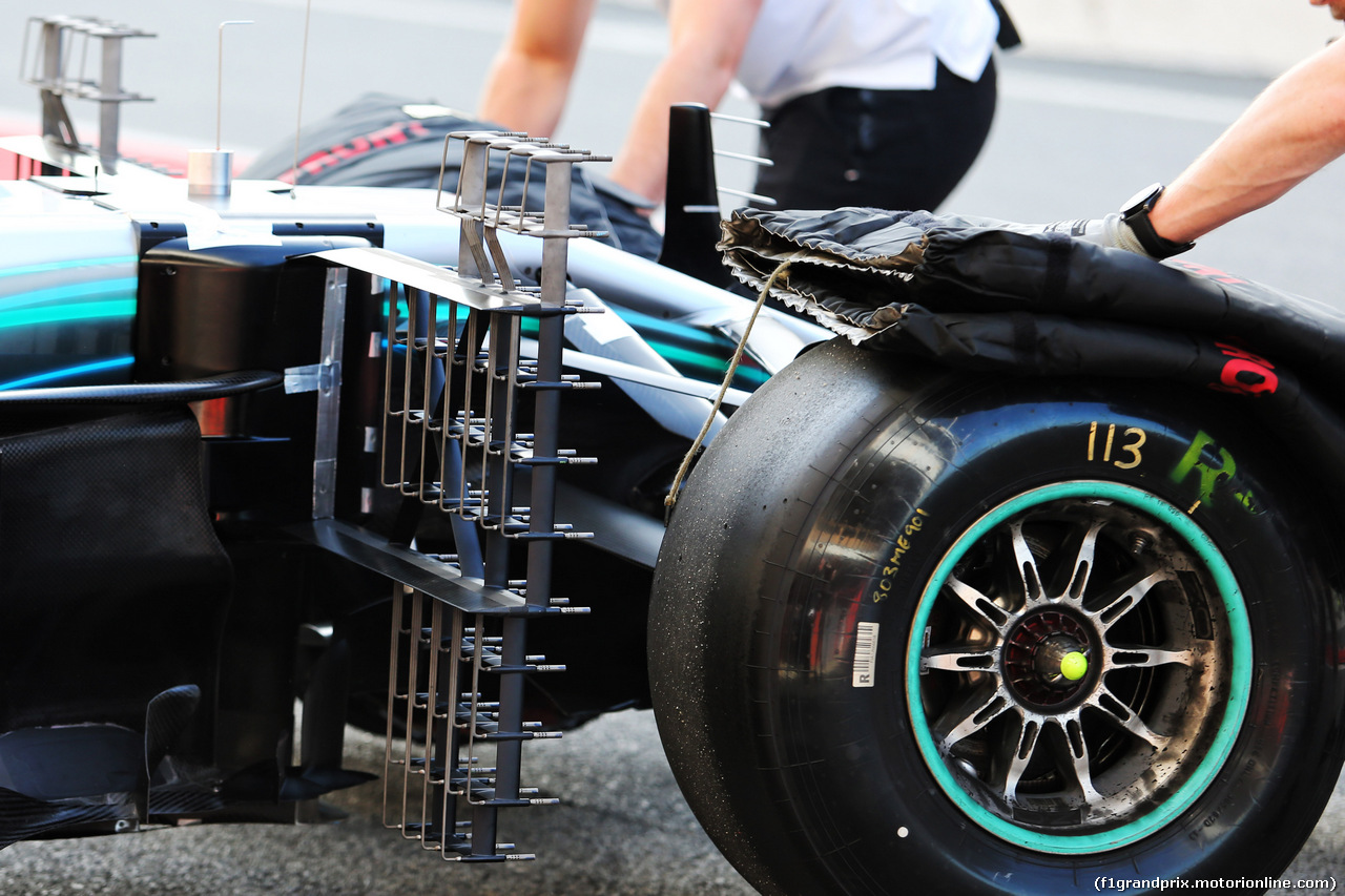 TEST F1 BARCELLONA 15 MAGGIO, Lewis Hamilton (GBR) Mercedes AMG F1 W09 front wheel sensor equipment.
15.05.2018.