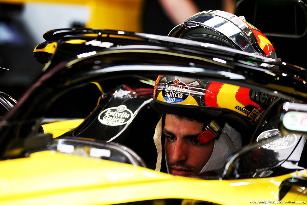 TEST F1 BARCELLONA 15 MAGGIO, Carlos Sainz Jr (ESP) Renault Sport F1 Team RS18.
15.05.2018.