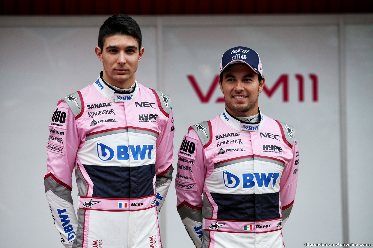 TEST F1 BARCELLONA 26 FEBBRAIO, (L to R): Esteban Ocon (FRA) Sahara Force India F1 Team with team mate Sergio Perez (MEX) Sahara Force India F1.
26.02.2018.