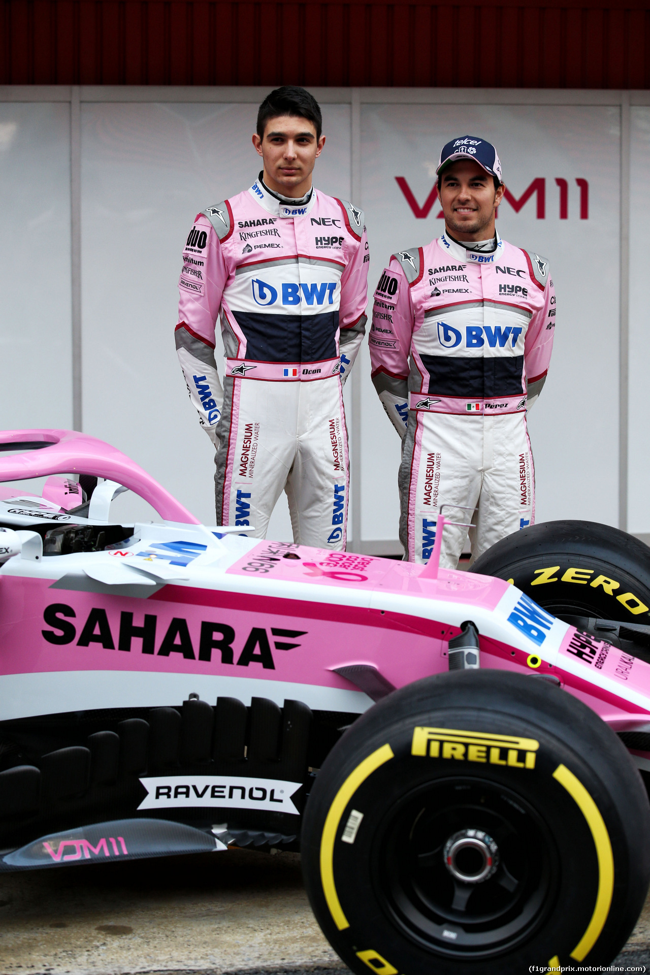 TEST F1 BARCELLONA 26 FEBBRAIO, (L to R): Esteban Ocon (FRA) Sahara Force India F1 VJM11 with team mate Sergio Perez (MEX) Sahara Force India F1.
26.02.2018.