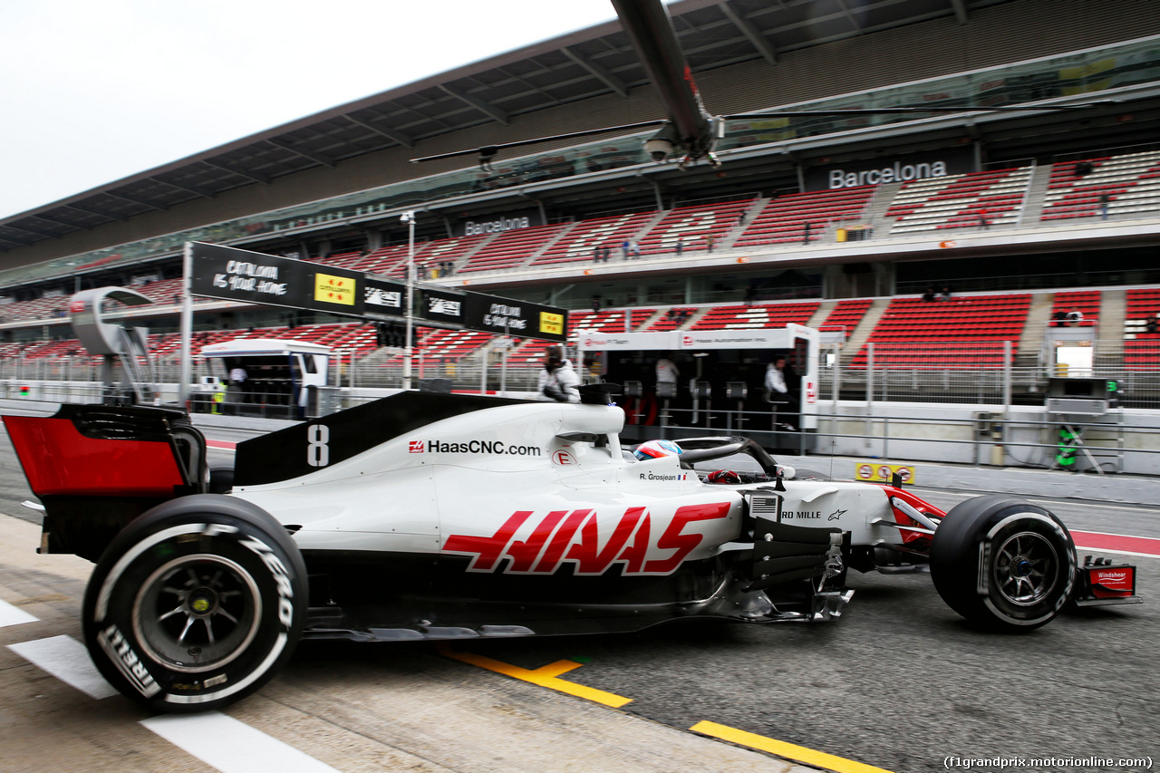 TEST F1 BARCELLONA 26 FEBBRAIO, Romain Grosjean (FRA) Haas F1 Team VF-18 leaves the pits.
26.02.2018.