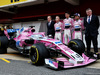 TEST F1 BARCELLONA 26 FEBBRAIO, (L to R): Andrew Green (GBR) Sahara Force India F1 Team Technical Director; Nikita Mazepin (RUS) Sahara Force India F1 Team; Esteban Ocon (FRA) Sahara Force India F1 Team; Sergio Perez (MEX) Sahara Force India F1; e Otmar Szafnauer (USA) Sahara Force India F1 Chief Operating Officer with the Sahara Force India F1 VJM11.
26.02.2018.
