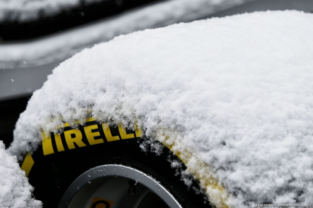 TEST F1 BARCELLONA 28 FEBBRAIO, Pirelli tyres covered in snow.
28.02.2018.