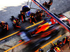 TEST F1 BARCELLONA 7 MARZO, Daniel Ricciardo (AUS) Red Bull Racing RB14 practices a pit stop.
07.03.2018.
