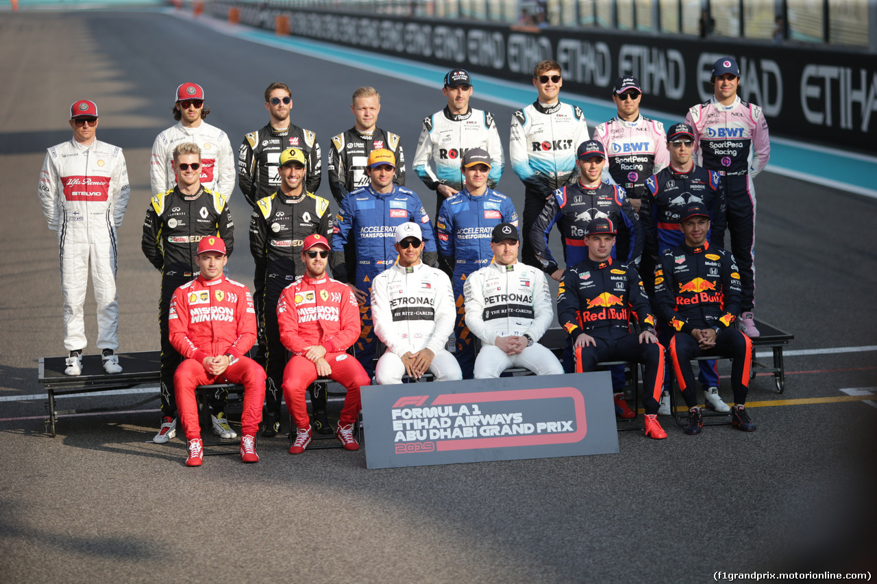 GP ABU DHABI, Drivers end of season photograph.
01.12.2019.
