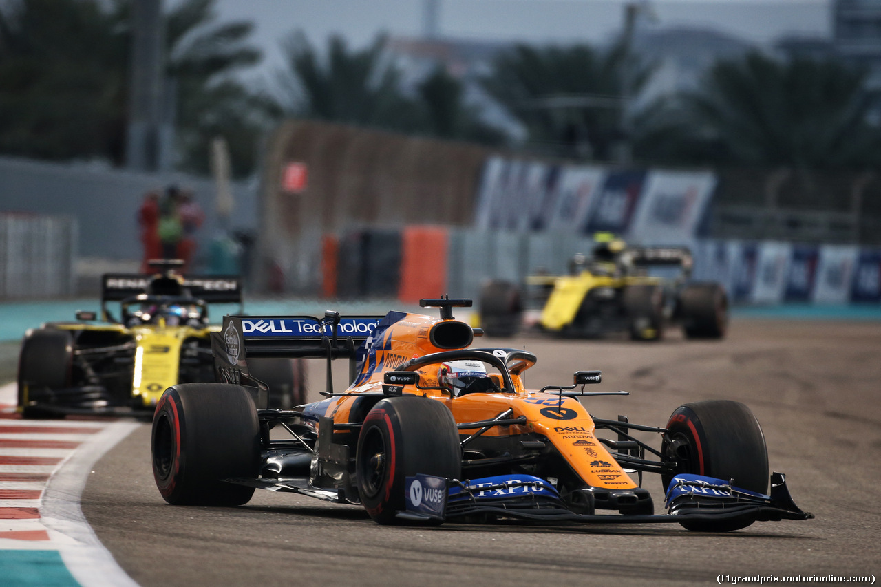 GP ABU DHABI, Carlos Sainz Jr (ESP) McLaren MCL34.
01.12.2019.