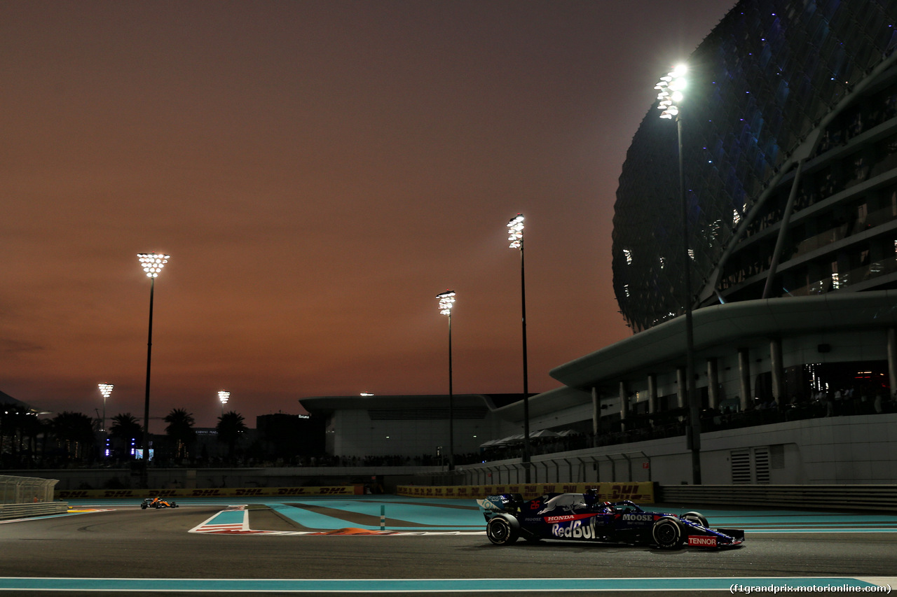 GP ABU DHABI, Daniil Kvyat (RUS) Scuderia Toro Rosso STR14.
01.12.2019.