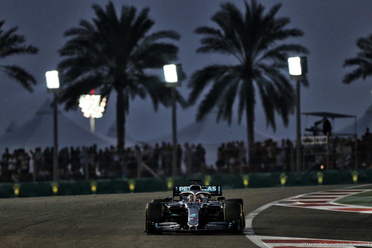 GP ABU DHABI, Lewis Hamilton (GBR) Mercedes AMG F1 W10.
01.12.2019.