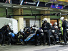 GP ABU DHABI, George Russell (GBR) Williams Racing FW42 makes a pit stop.
01.12.2019.