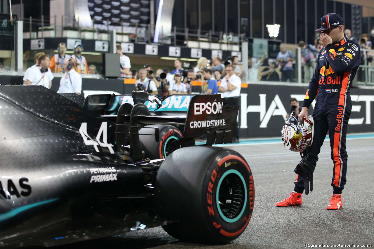GP ABU DHABI, Max Verstappen (NLD) Red Bull Racing RB15.
30.11.2019.