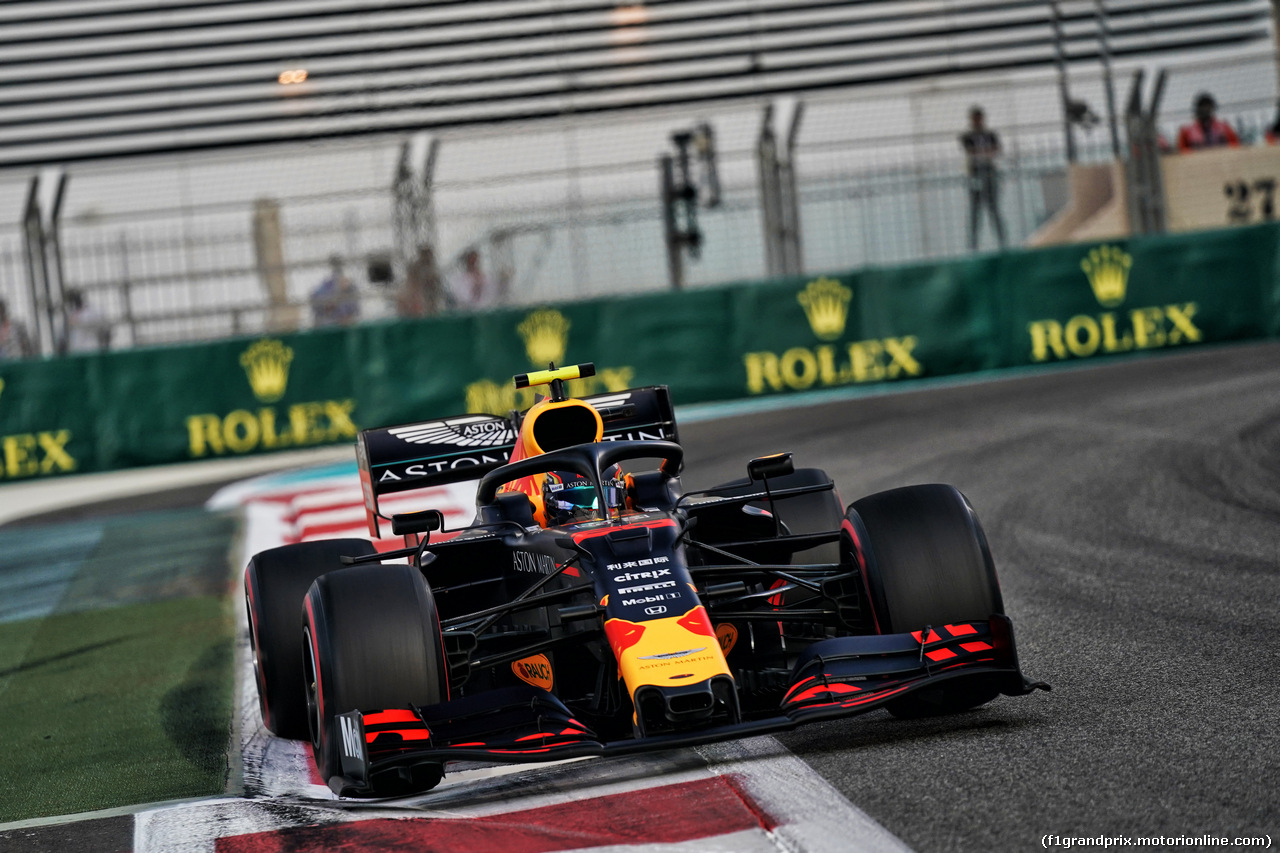 GP ABU DHABI, Alexander Albon (THA) Red Bull Racing RB15.
30.11.2019.