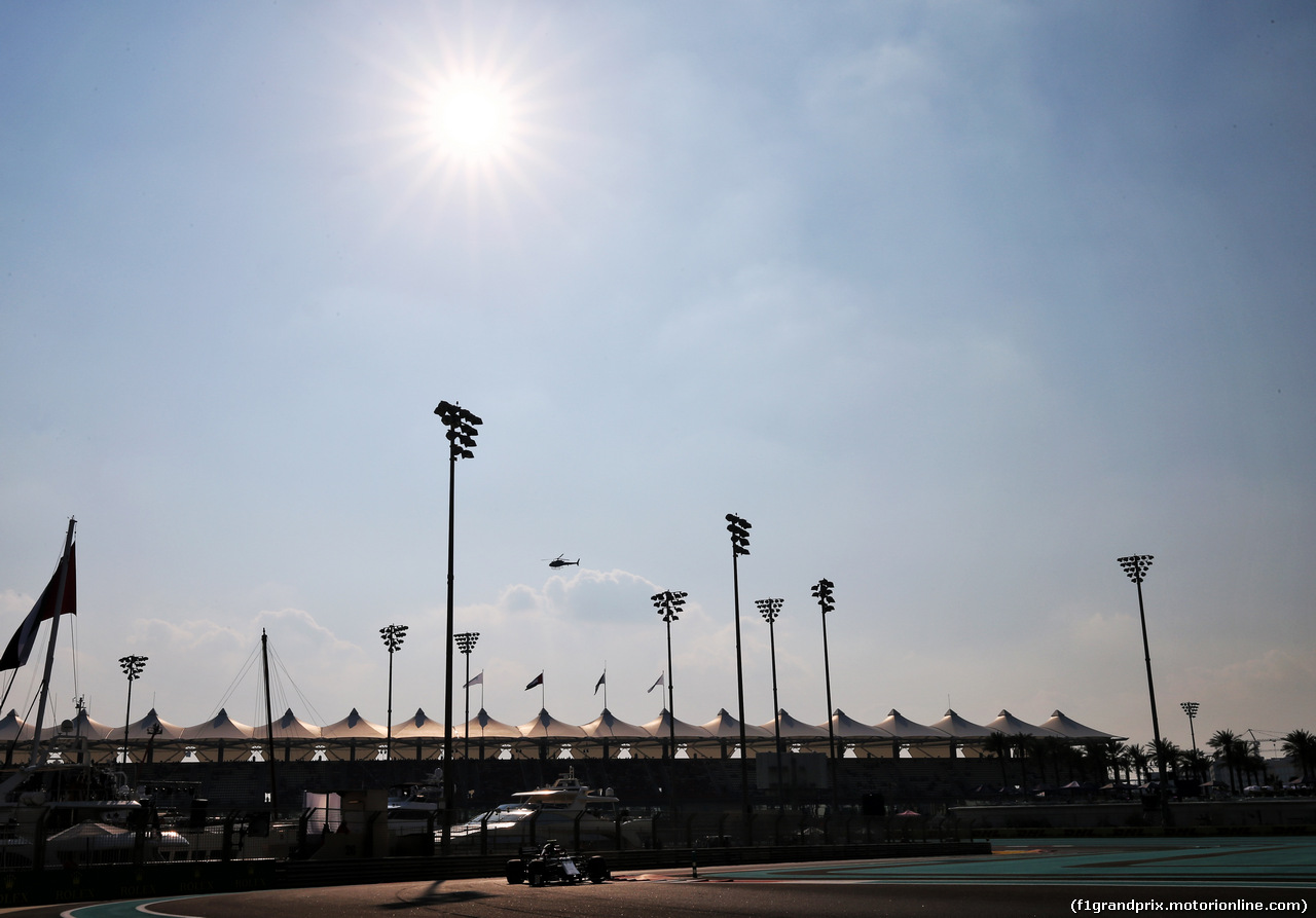 GP ABU DHABI, Antonio Giovinazzi (ITA) Alfa Romeo Racing C38.
30.11.2019.