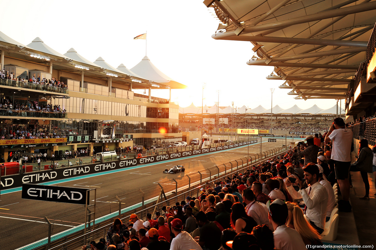 GP ABU DHABI, Lewis Hamilton (GBR) Mercedes AMG F1 W10.
30.11.2019.