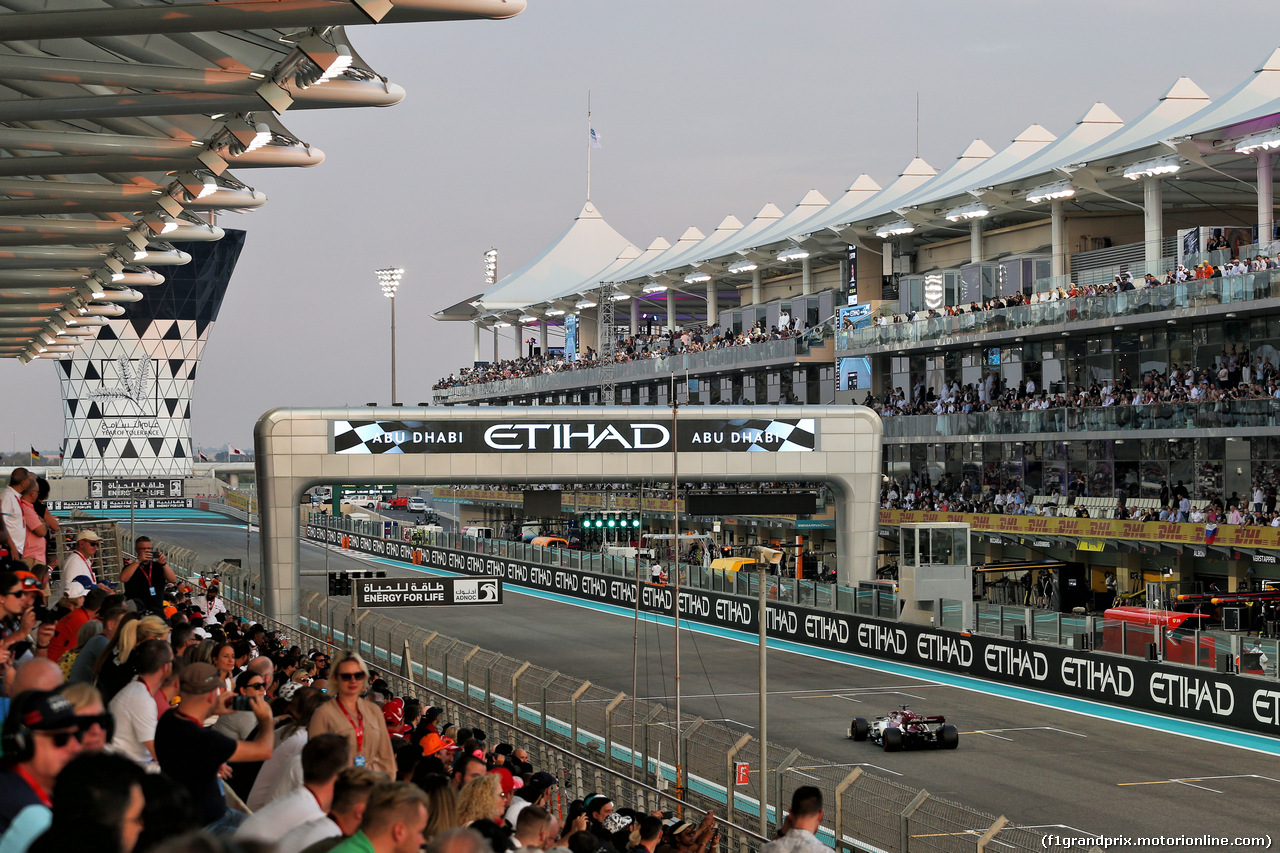 GP ABU DHABI, Kimi Raikkonen (FIN) Alfa Romeo Racing C38.
30.11.2019.