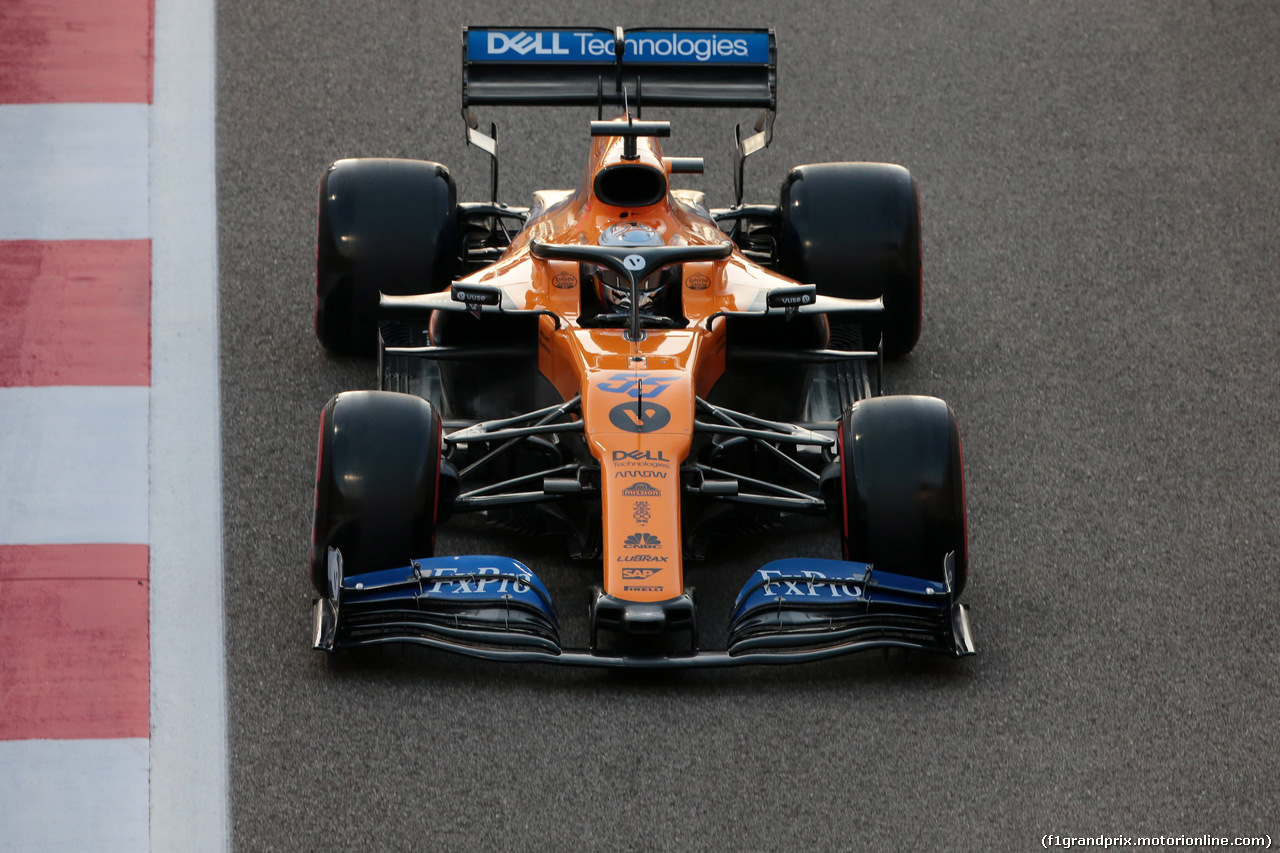 GP ABU DHABI, 30.11.2019 -  Carlos Sainz Jr (ESP) Mclaren F1 Team MCL34