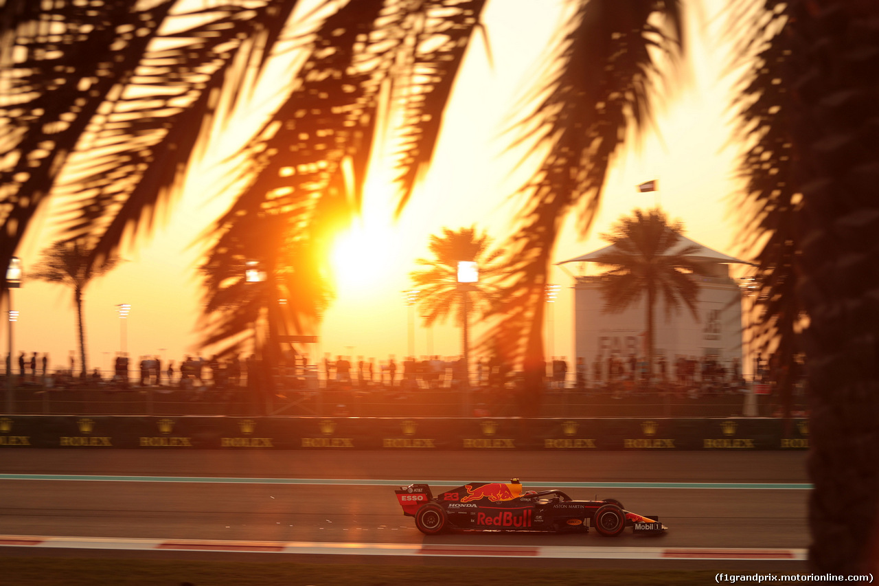 GP ABU DHABI, 30.11.2019 -  Alexander Albon (THA) Red Bull Racing RB15