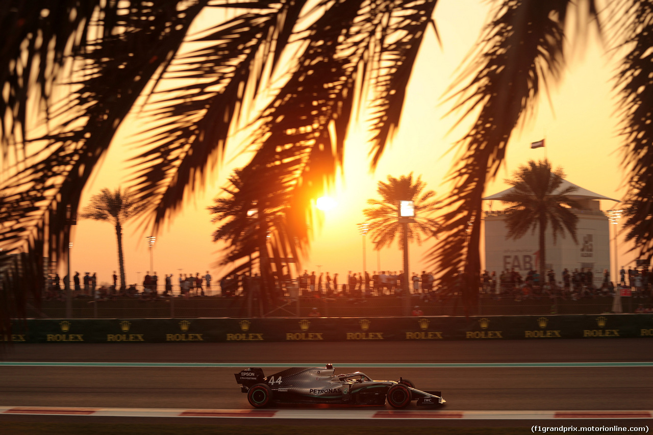 GP ABU DHABI, 30.11.2019 -  Lewis Hamilton (GBR) Mercedes AMG F1 W10