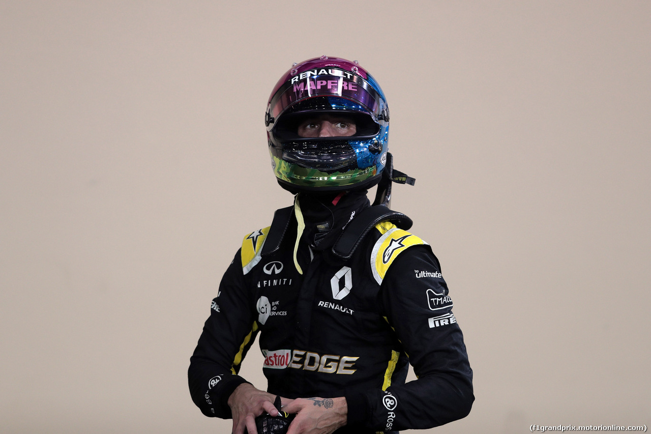 GP ABU DHABI, 30.11.2019 -  Daniel Ricciardo (AUS) Renault Sport F1 Team RS19