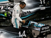 GP ABU DHABI, Lewis Hamilton (GBR) Mercedes AMG F1 celebrates his pole position in qualifying parc ferme.
30.11.2019.