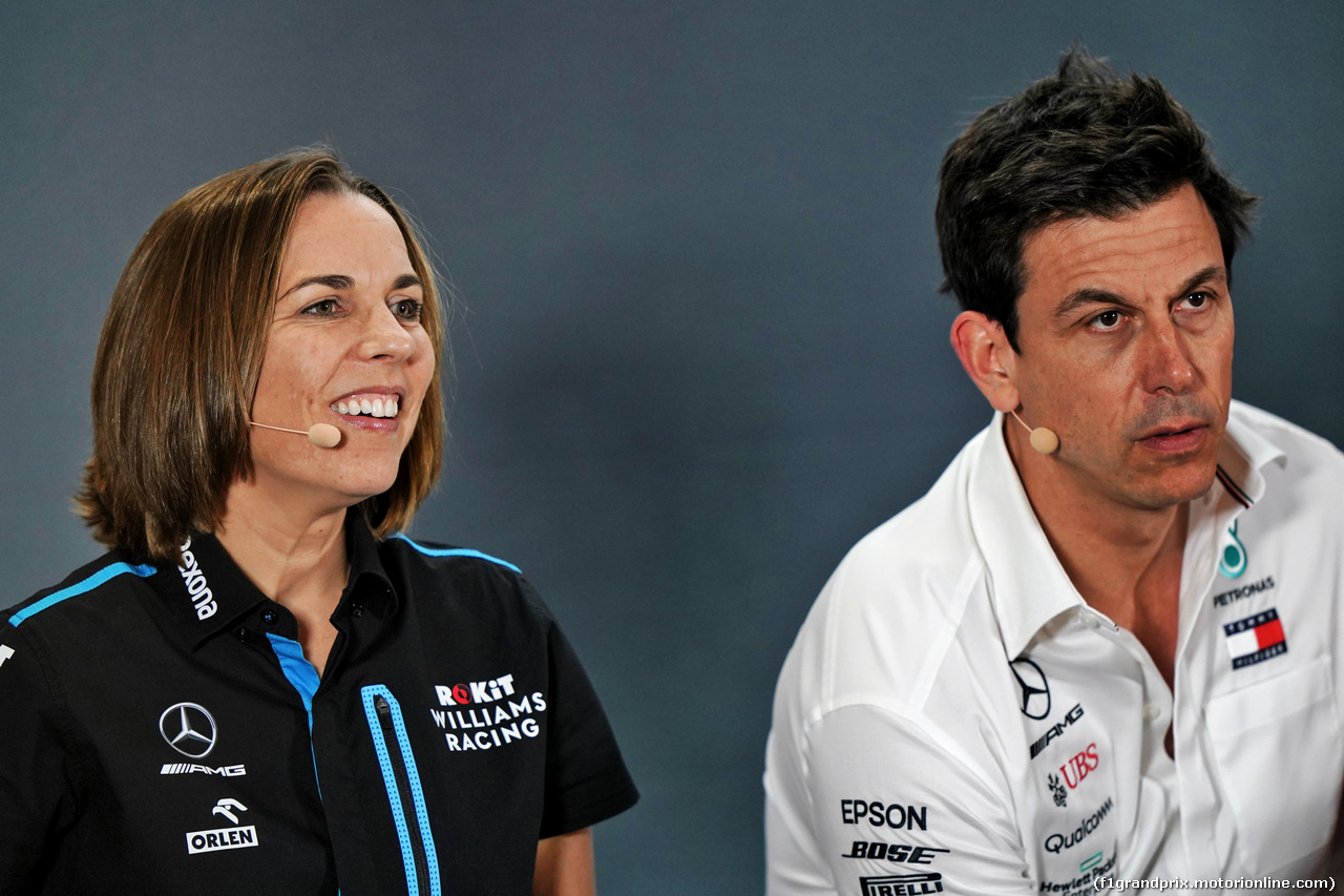 GP ABU DHABI, (L to R): Claire Williams (GBR) Williams Racing Deputy Team Principal e Toto Wolff (GER) Mercedes AMG F1 Shareholder e Executive Director in the FIA Press Conference.                               
29.11.2019.