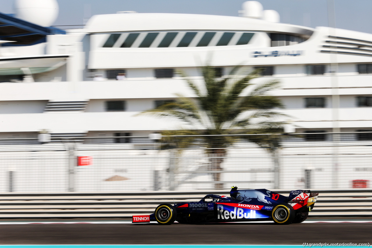 GP ABU DHABI, Pierre Gasly (FRA) Scuderia Toro Rosso STR14.
29.11.2019.