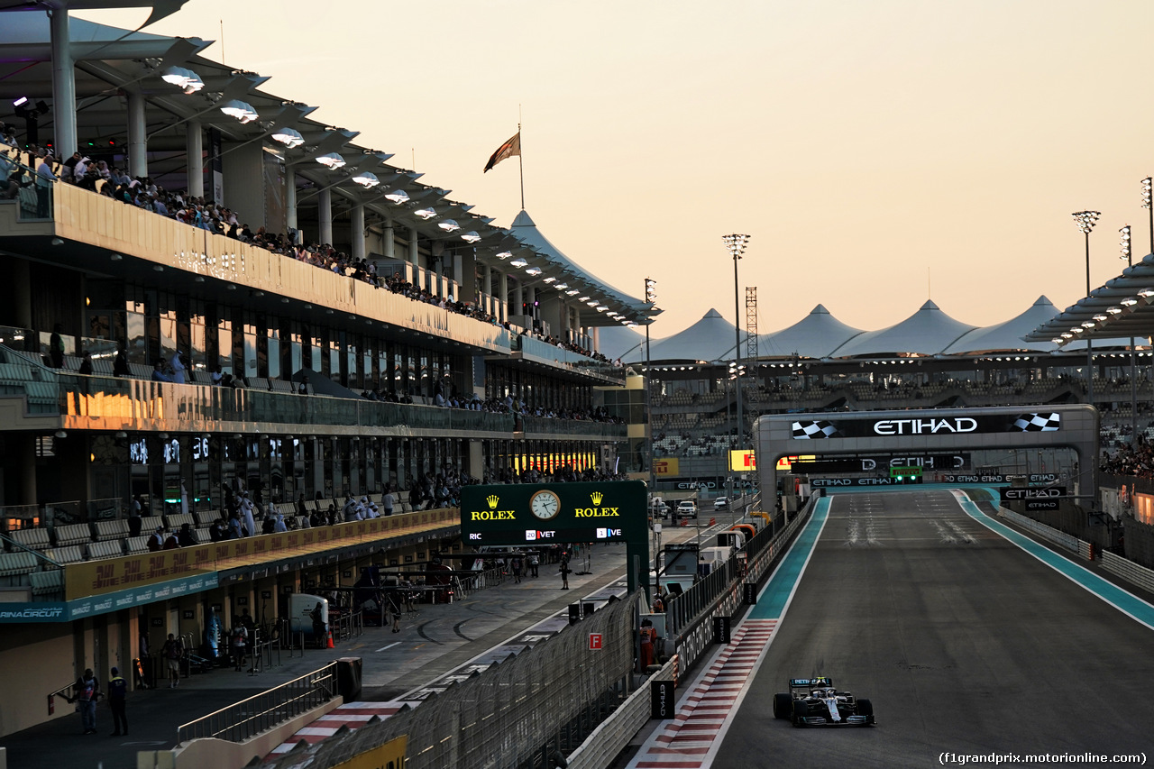 GP ABU DHABI, Valtteri Bottas (FIN) Mercedes AMG F1 W10.                               
29.11.2019.