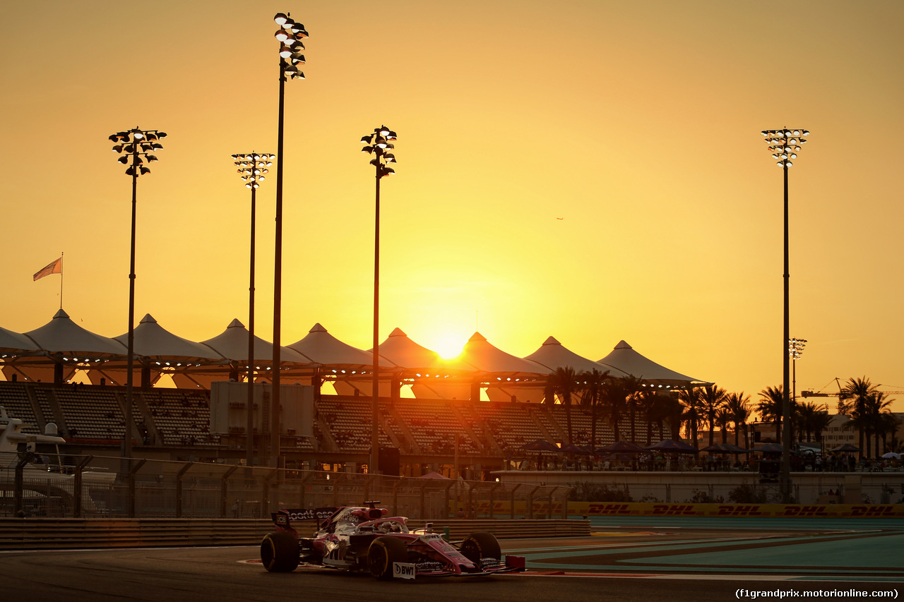 GP ABU DHABI, Sergio Perez (MEX) Racing Point F1 Team RP19.
29.11.2019.