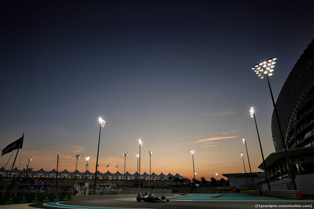 GP ABU DHABI, Lewis Hamilton (GBR) Mercedes AMG F1 W10.
29.11.2019.