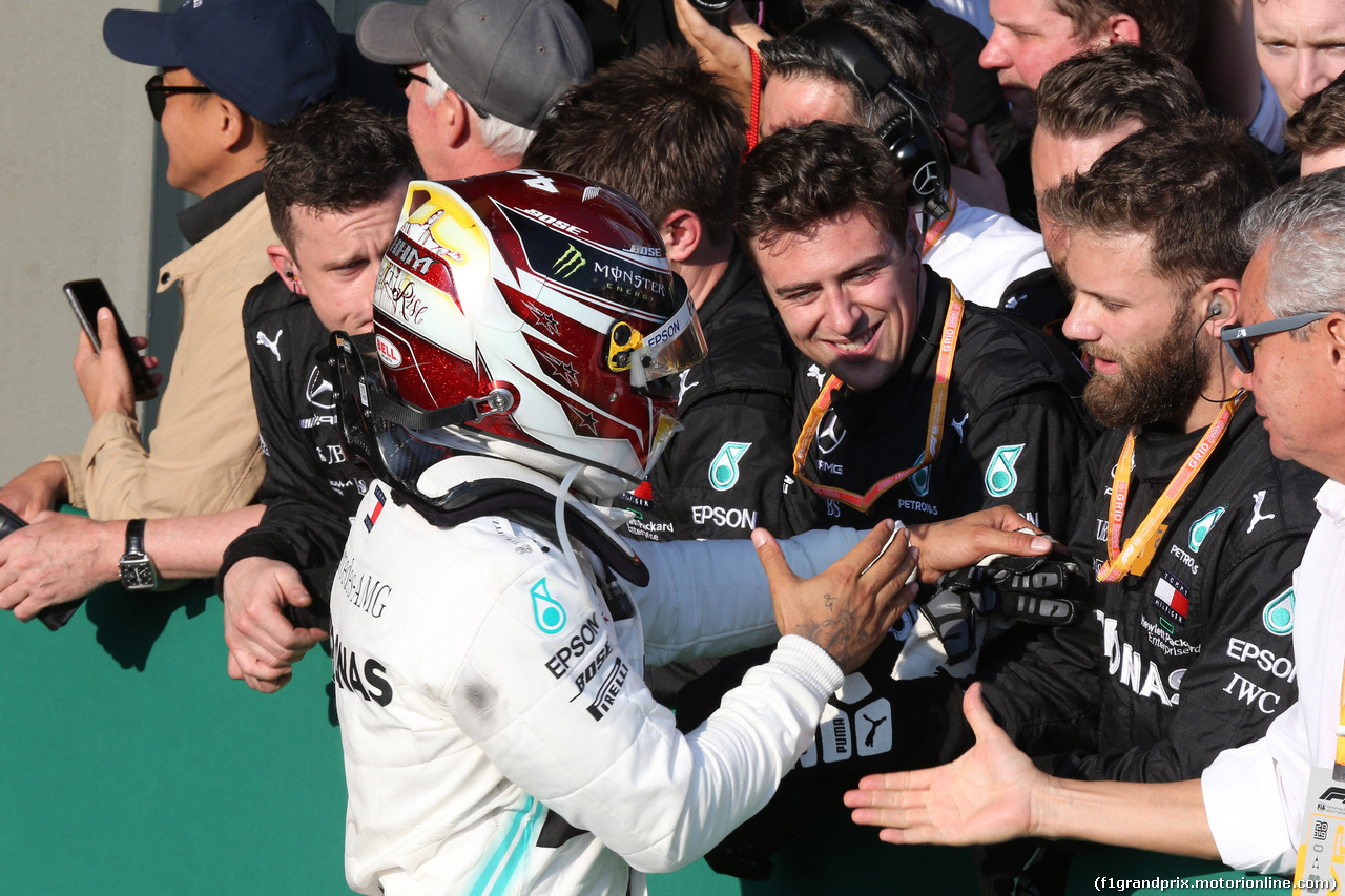 GP AUSTRALIA, 17.03.2019- Festeggiamenti in parc fermee, Lewis Hamilton (GBR) Mercedes AMG F1 W10 EQ Power