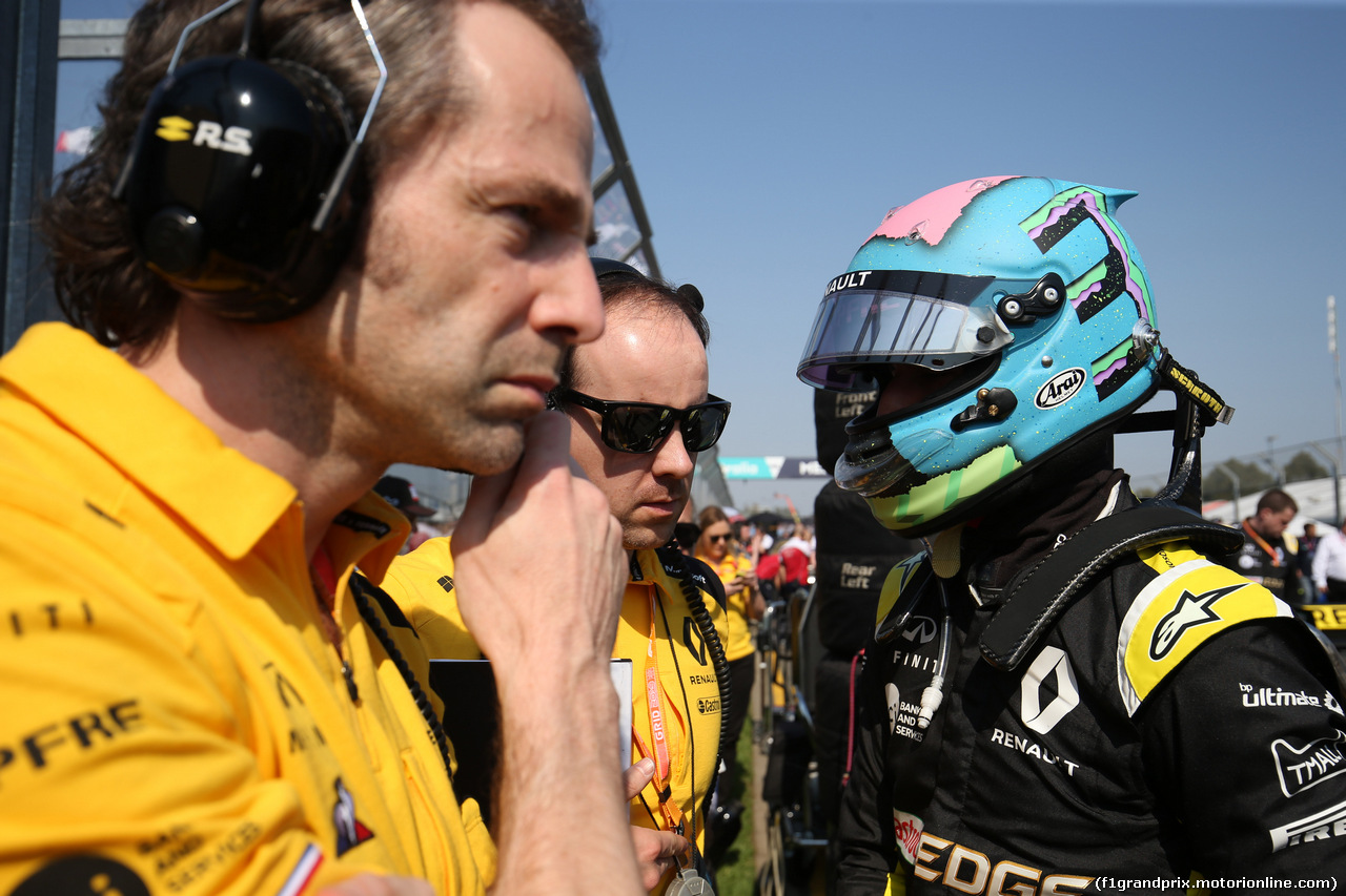 GP AUSTRALIA, 17.03.2019- grid, Daniel Ricciardo (AUS) Renault Sport F1 Team RS19