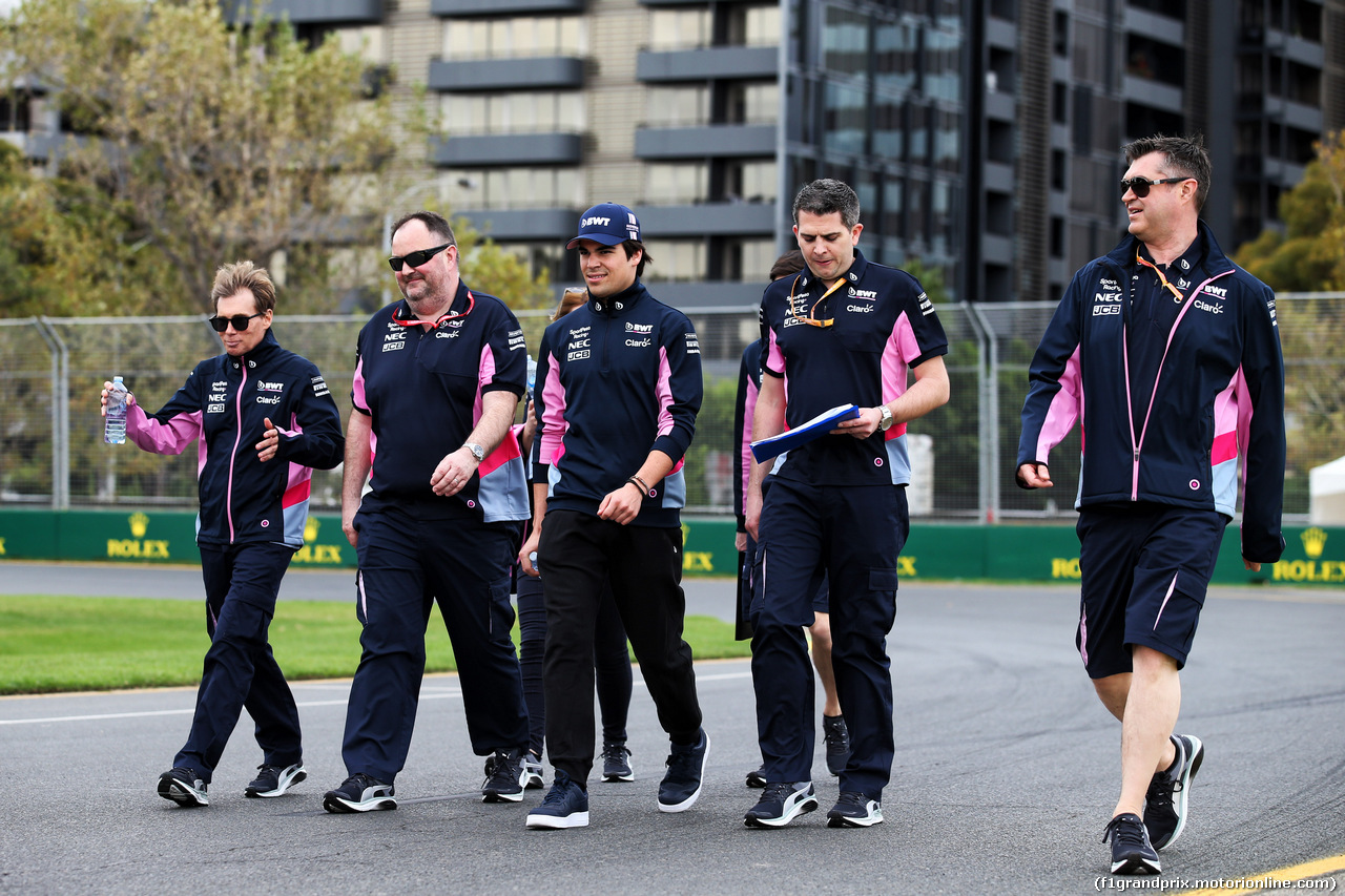 GP AUSTRALIA, Lance Stroll (CDN) Racing Point F1 Team walks the circuit with the team.
13.03.2019.