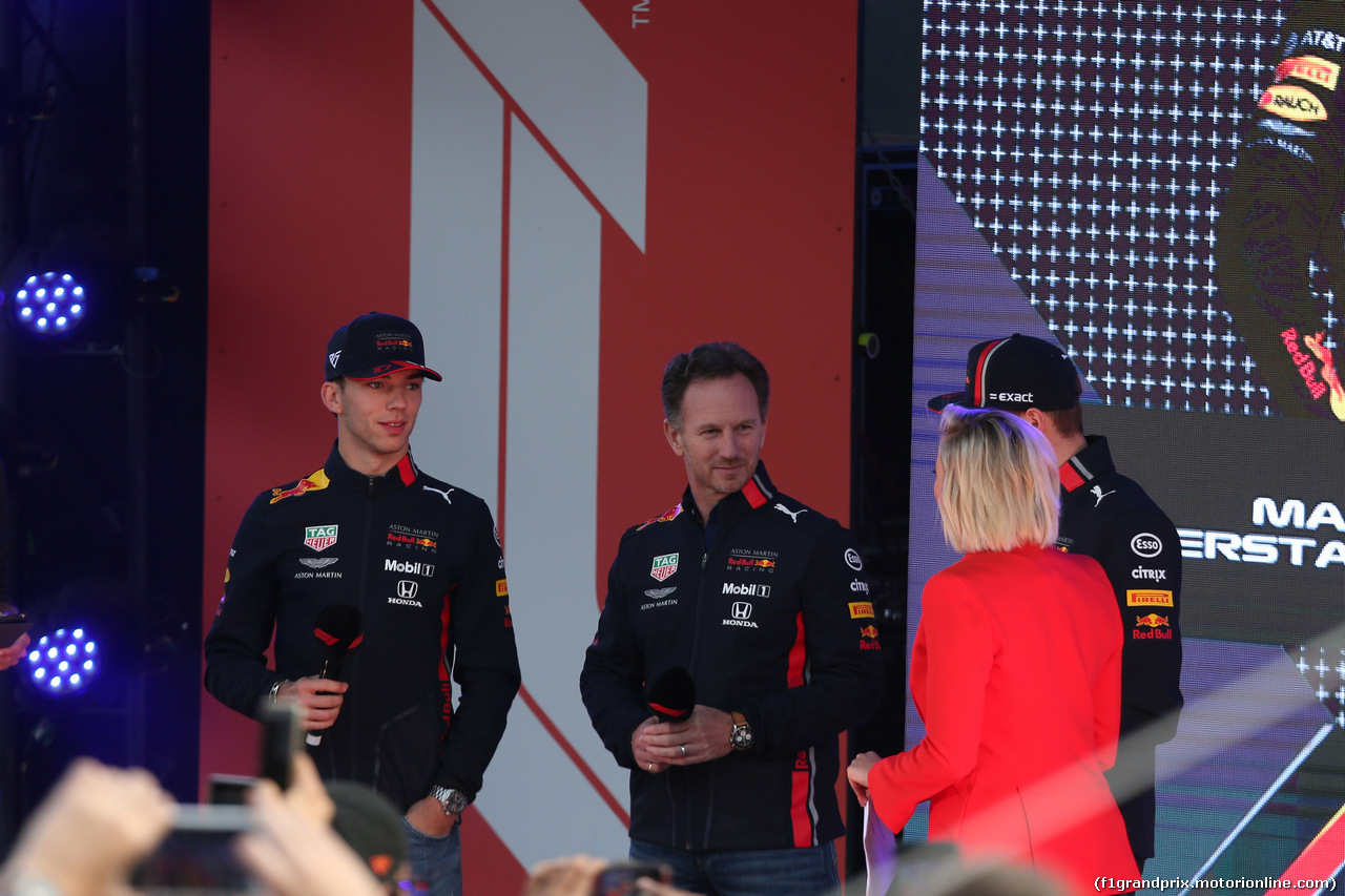 GP AUSTRALIA, 13.03.2019 - Season Launche Event  in Melbourne, L to R Pierre Gasly (FRA) Redbull Racing RB15, Christian Horner (GBR), Red Bull Racing, Sporting Director