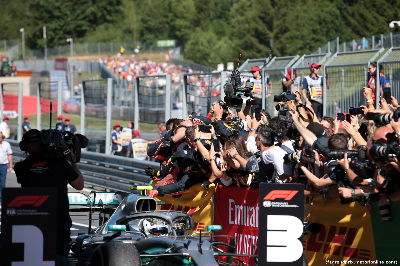 GP AUSTRIA, 30.06.2019 - Gara, Max Verstappen (NED) Red Bull Racing RB15 vincitore