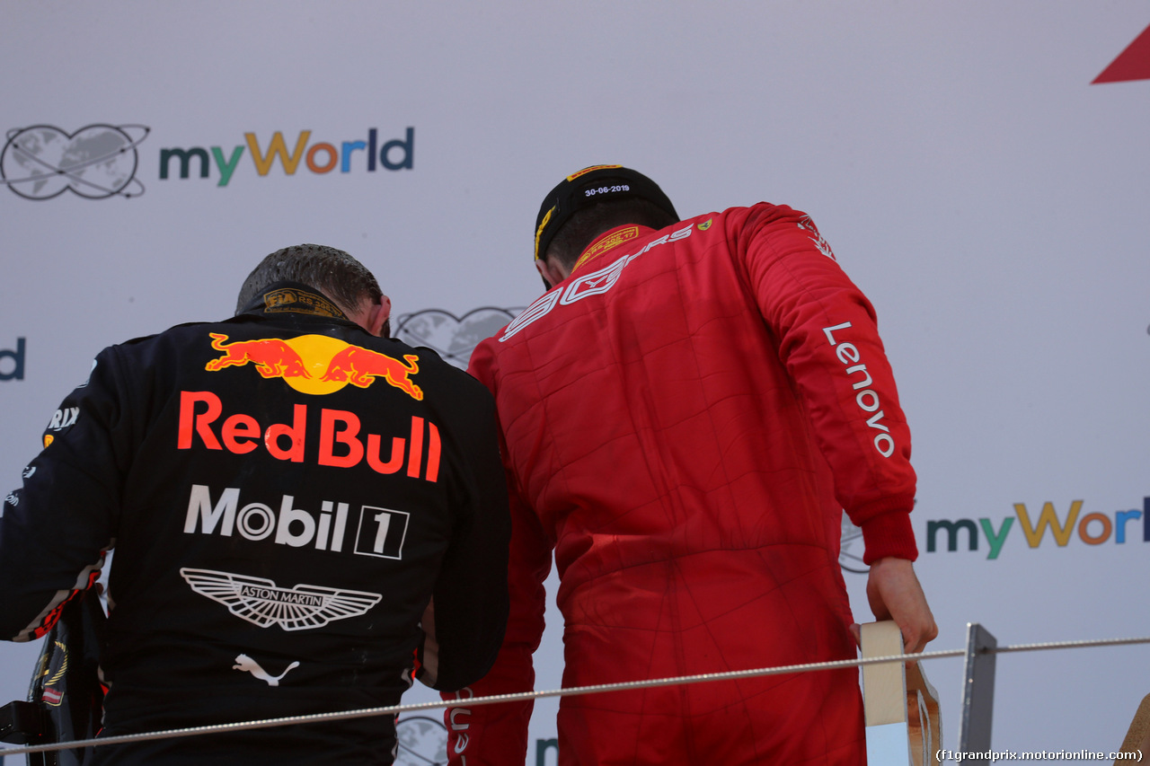 GP AUSTRIA, 30.06.2019 - Gara, Max Verstappen (NED) Red Bull Racing RB15 vincitore e 2nd place Charles Leclerc (MON) Ferrari SF90