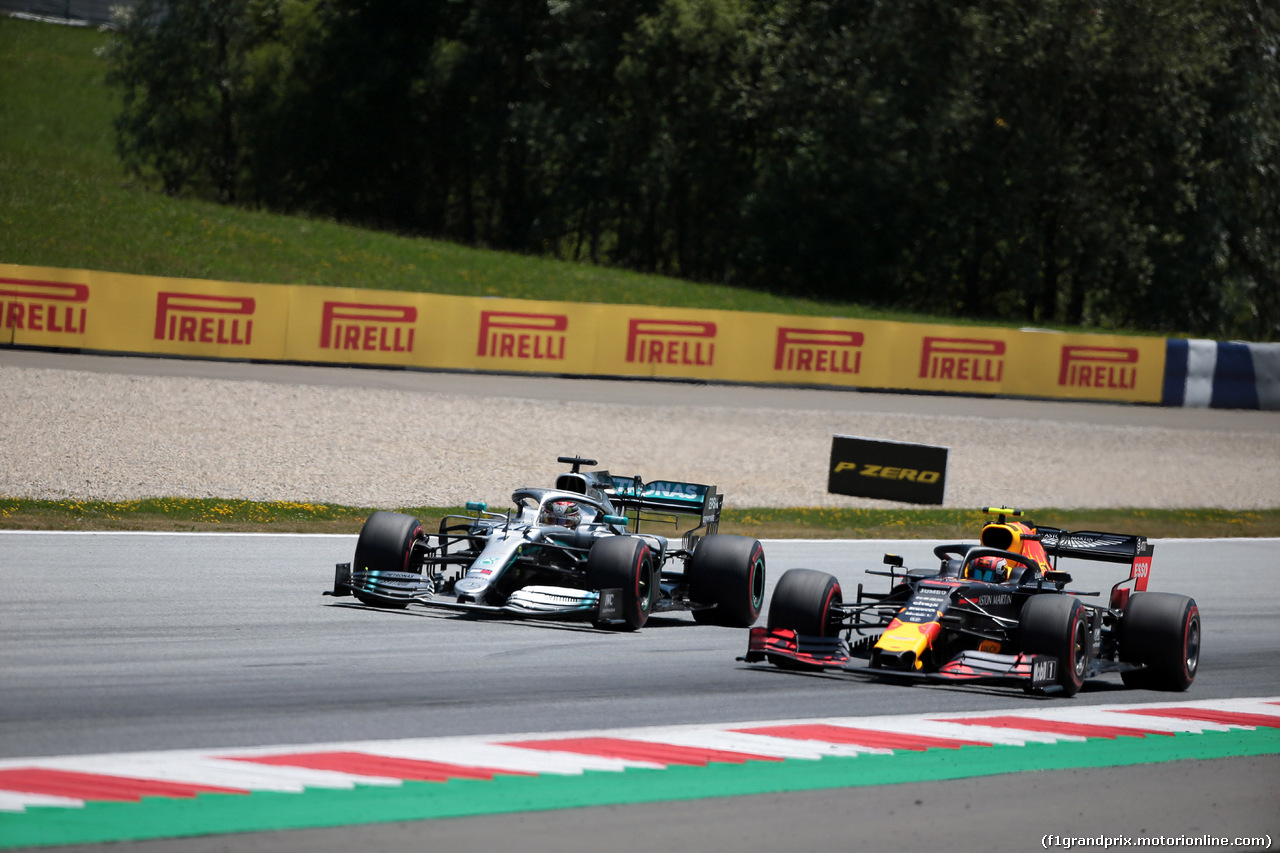 GP AUSTRIA, 29.06.2019 - Prove Libere 3, Lewis Hamilton (GBR) Mercedes AMG F1 W10 e Pierre Gasly (FRA) Red Bull Racing RB15