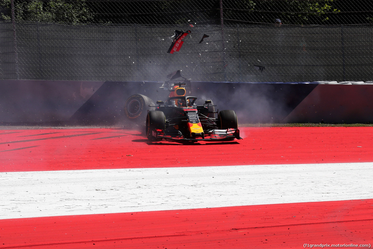 GP AUSTRIA, 28.06.2019 - Prove Libere 2, Crash, Max Verstappen (NED) Red Bull Racing RB15