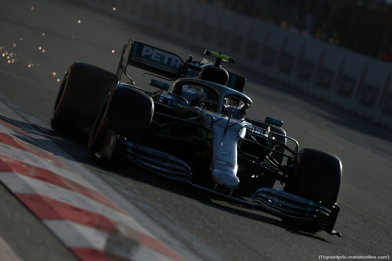 GP AZERBAIJAN, 27.04.2019 - Qualifiche, Valtteri Bottas (FIN) Mercedes AMG F1 W010