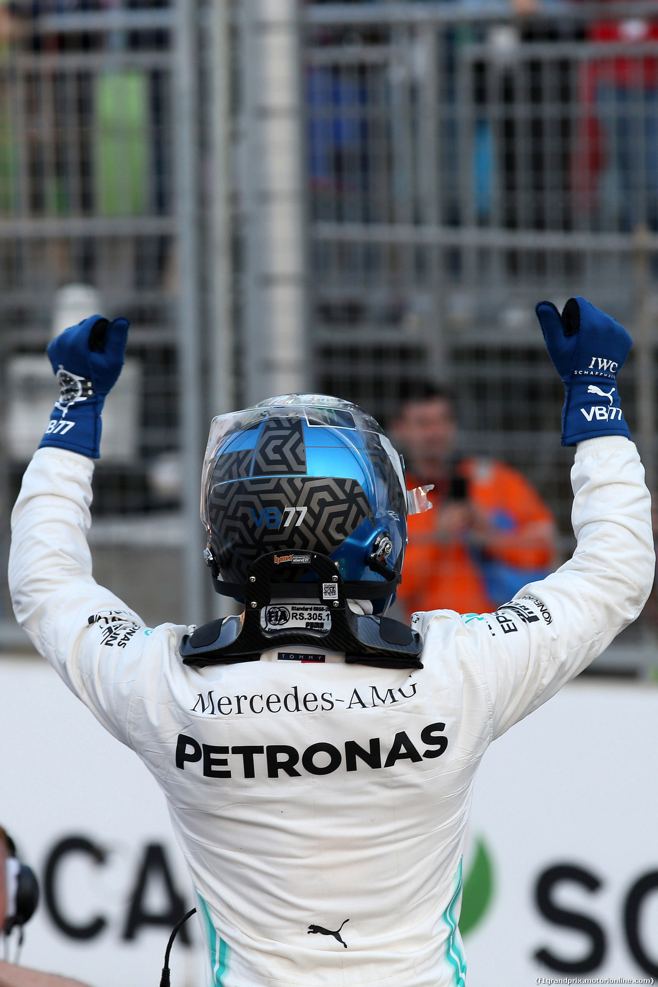 GP AZERBAIJAN, 27.04.2019 - Qualifiche, Valtteri Bottas (FIN) Mercedes AMG F1 W010 pole position