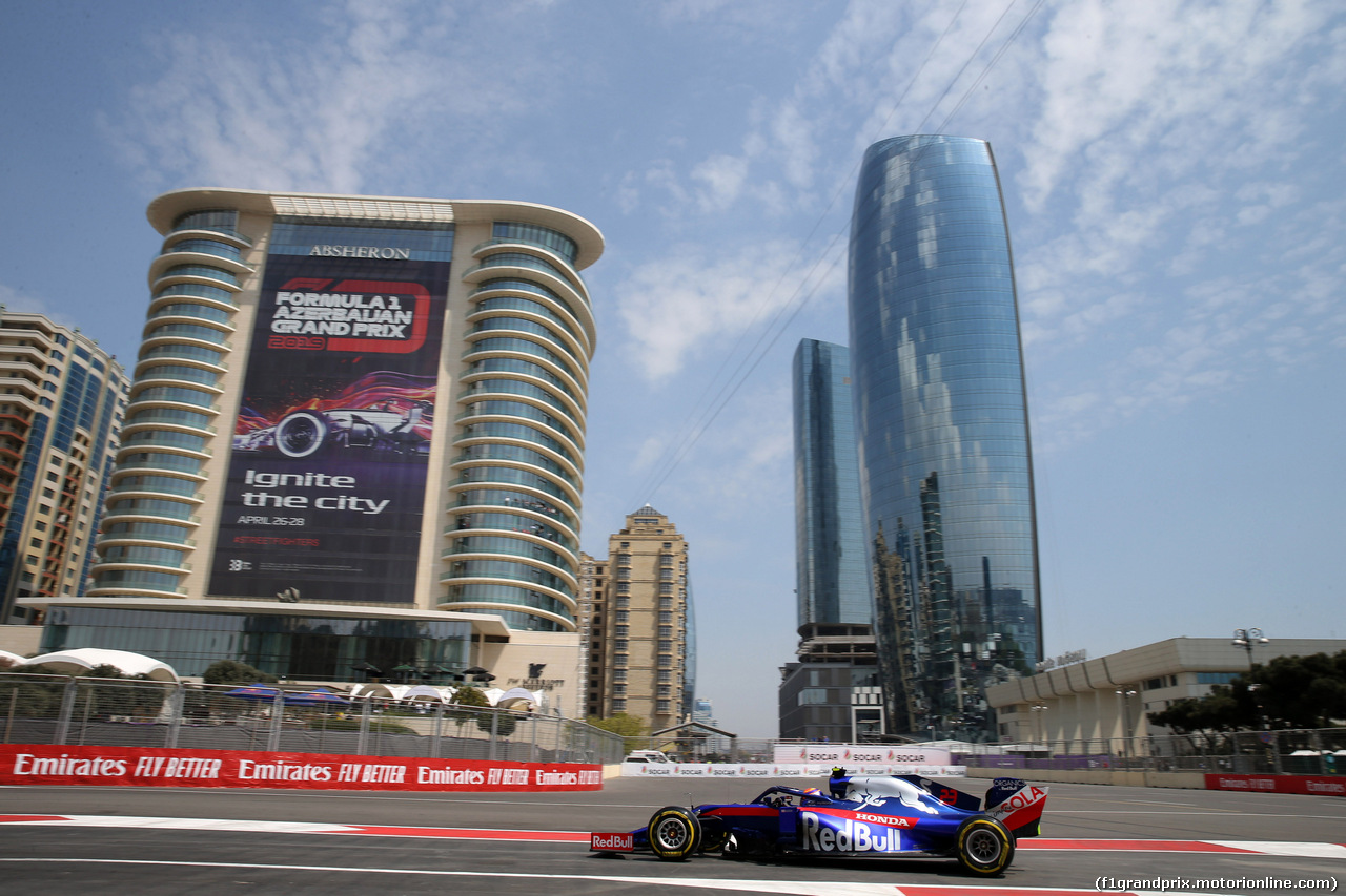 GP AZERBAIJAN, 26.04.2019 - Prove Libere 1, Alexander Albon (THA) Scuderia Toro Rosso STR14