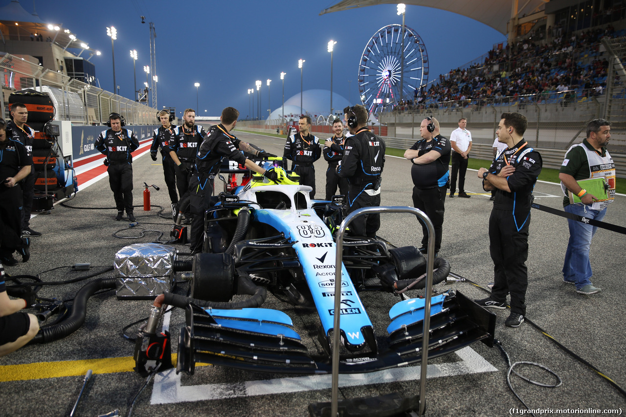 GP BAHRAIN, 31.03.2019- partenzaing grid, Robert Kubica (POL) Williams F1 FW42