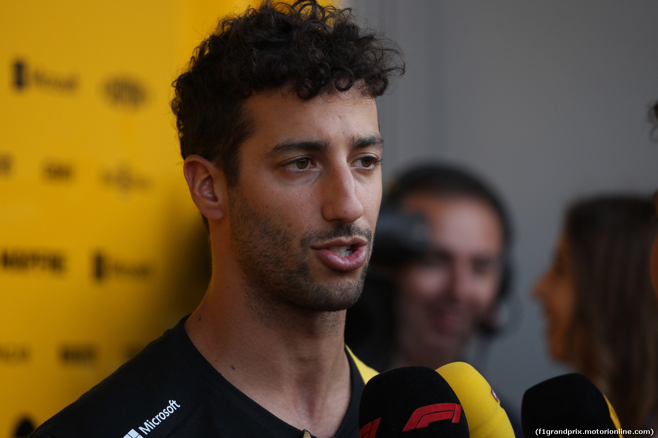 GP BAHRAIN, 28.03.2019- Daniel Ricciardo (AUS) Renault Sport F1 Team RS19