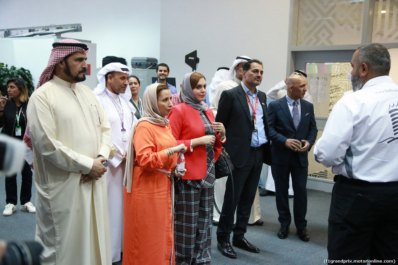 GP BAHRAIN, 28.03.2019- 1s Minister visiting the media center